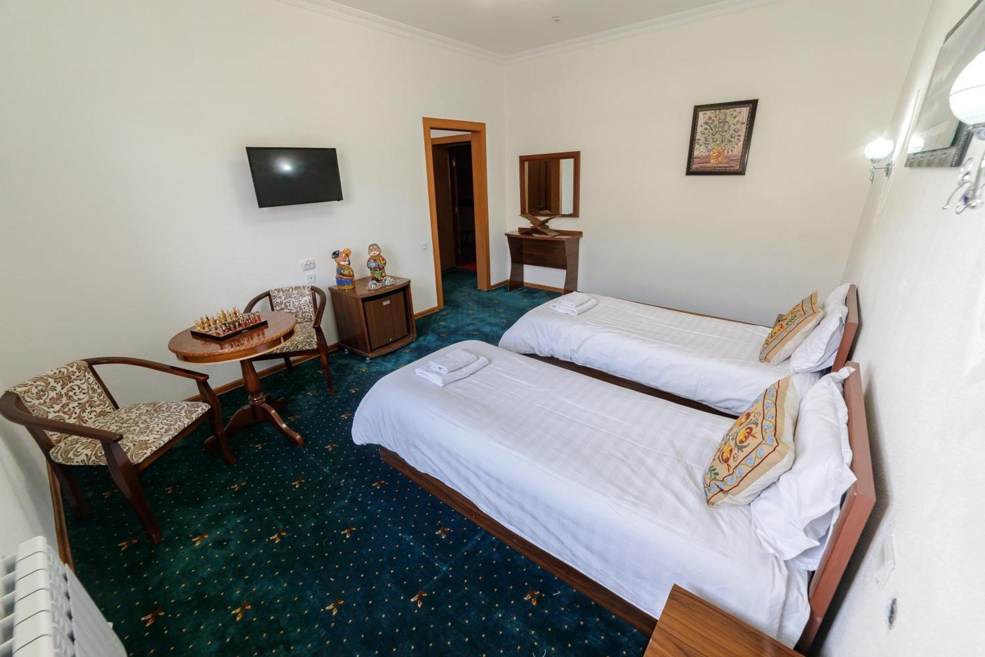 Qibla Tozabog Hotel Khiva ภายนอก รูปภาพ