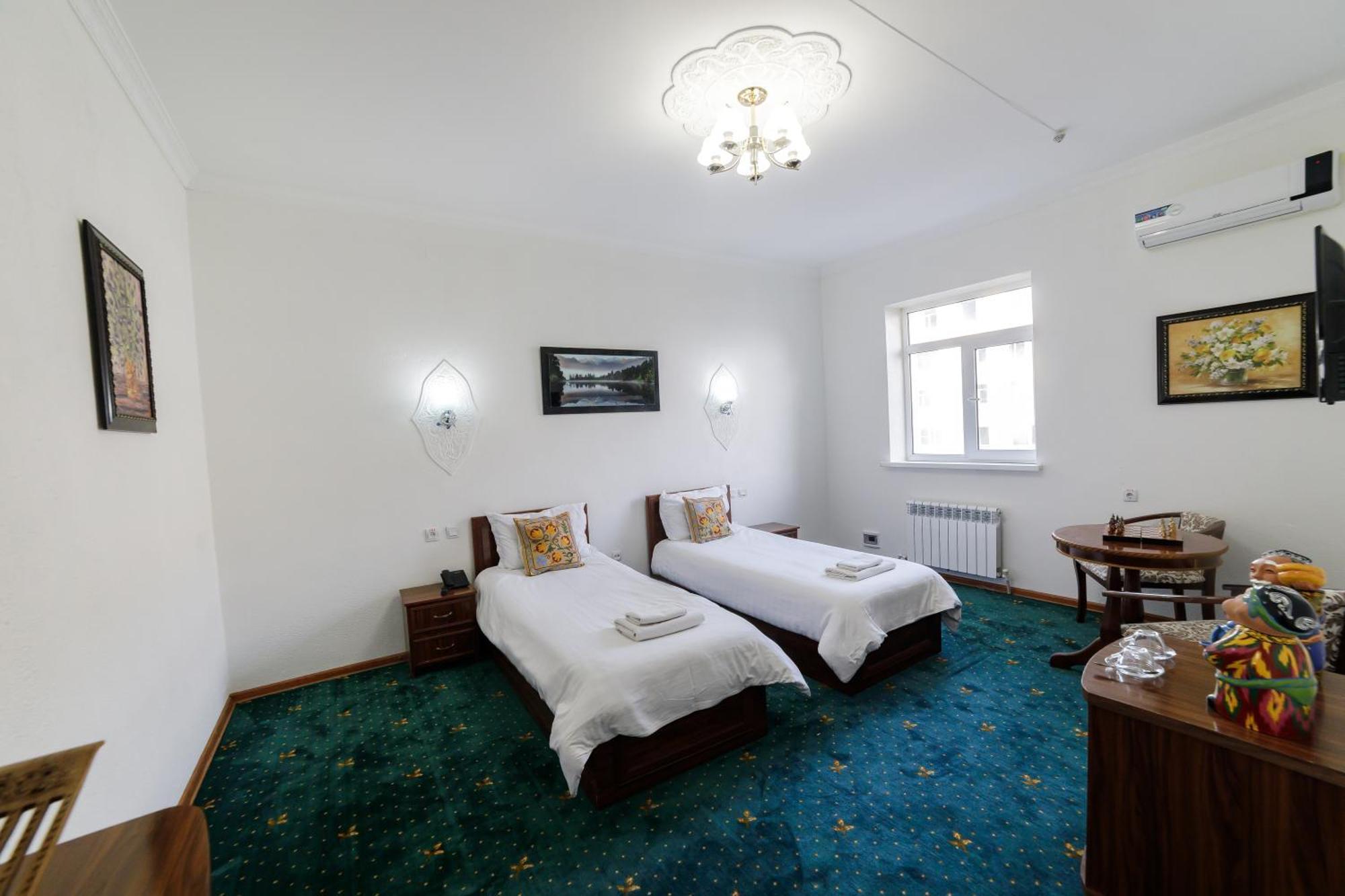 Qibla Tozabog Hotel Khiva ภายนอก รูปภาพ